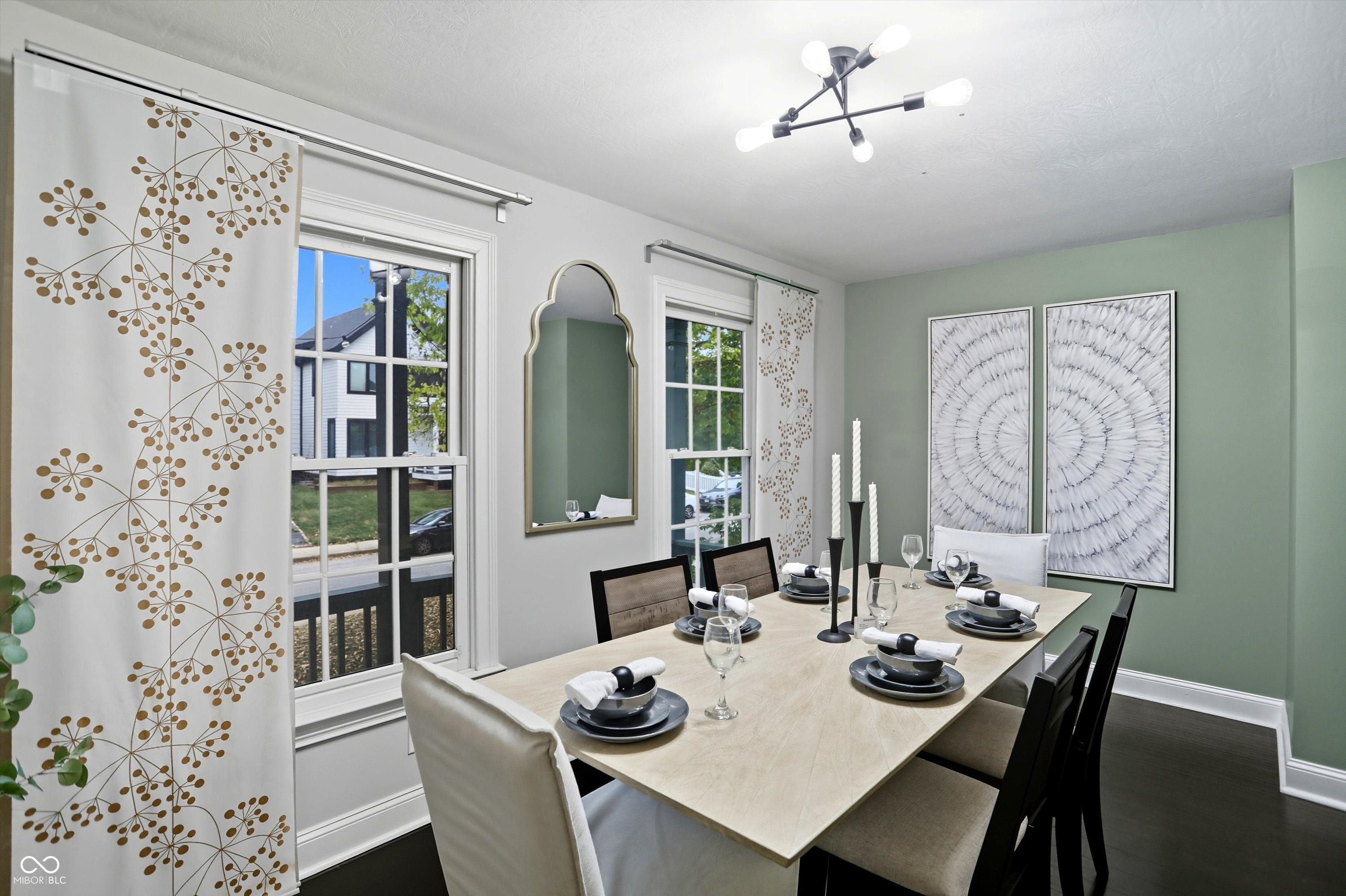 2009 Ruckle Street Indianapolis, IN 46202 - Photo 10 of 95