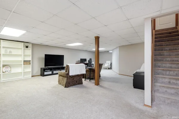 $439,900 | 2271 South Old Ditch Road, Warsaw, IN 46580