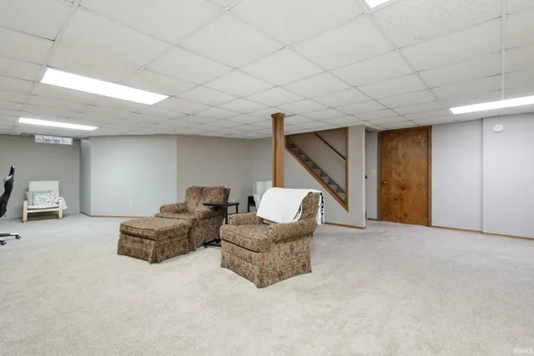 $439,900 | 2271 South Old Ditch Road, Warsaw, IN 46580
