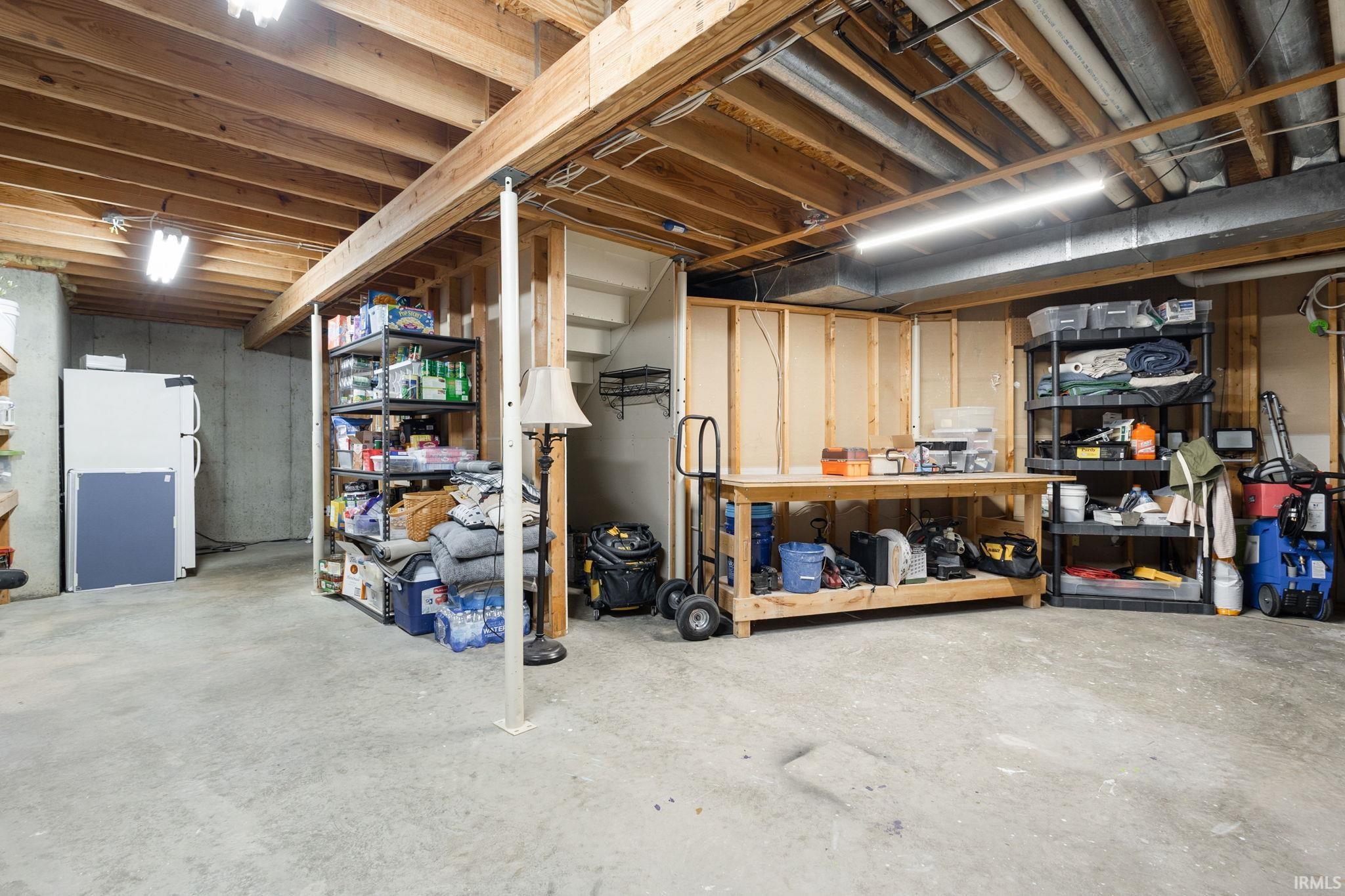 2271 South Old Ditch Road Warsaw, IN 46580 - Photo 28 of 34