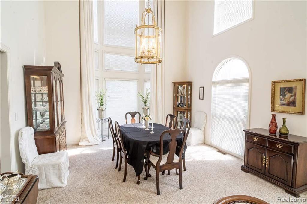 4103 Oak Tree Circle Rochester, MI 48306 - Photo 11 of 60