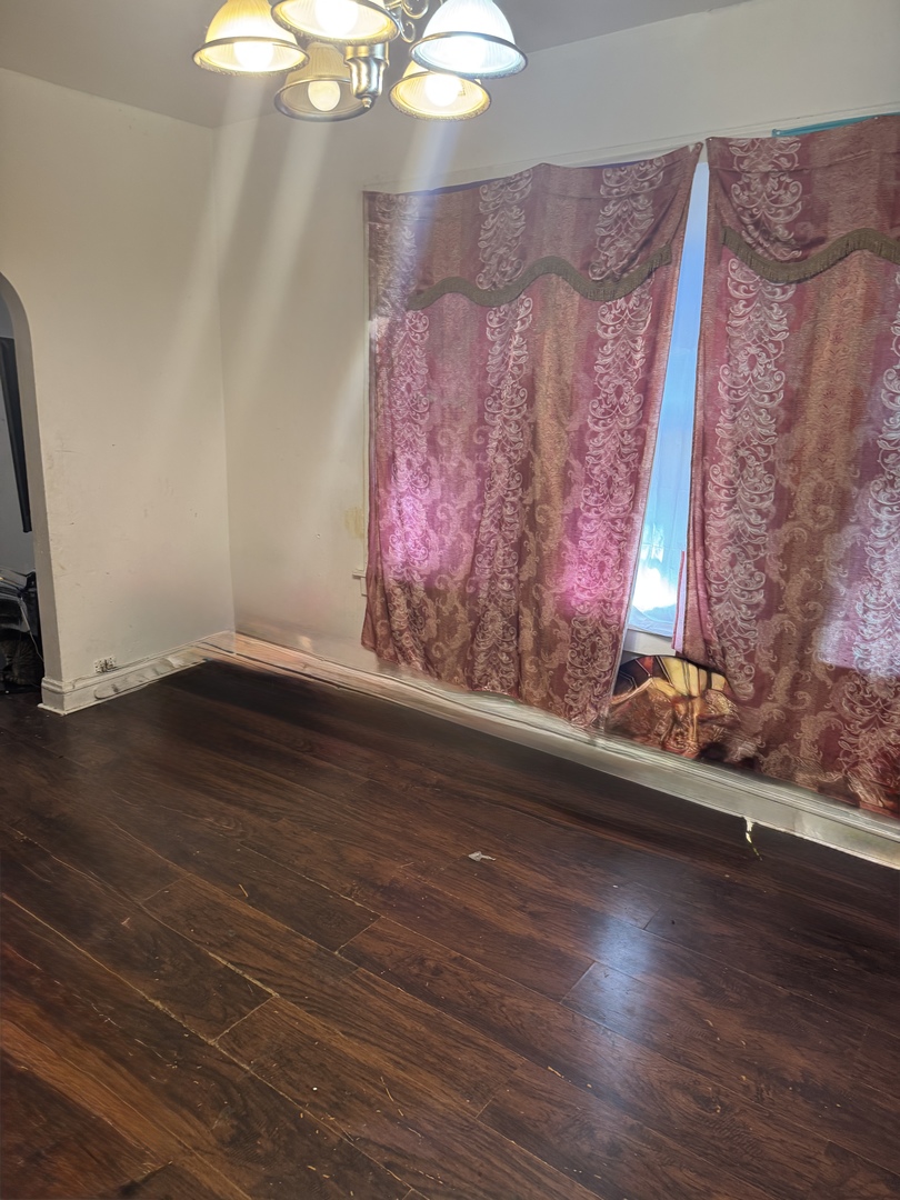 7328 South May Street Chicago, IL 60621 - Photo 3 of 16 Gallery Image 3