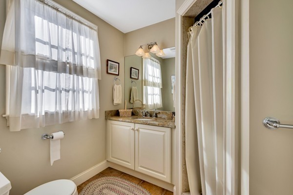 45 Salisbury Road, Unit 1 Newton, MA 02458 - Photo 17 of 25 Gallery Image 17