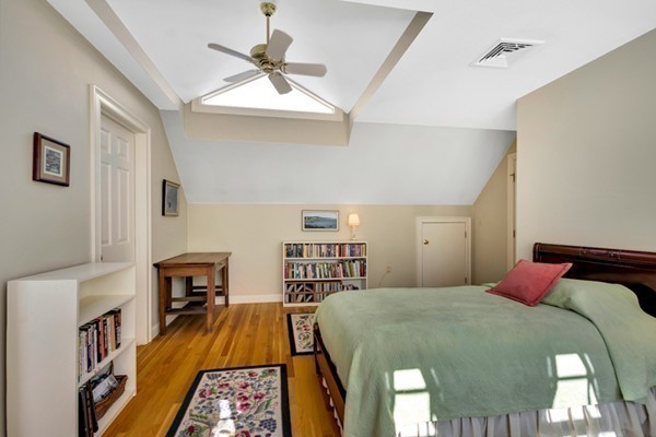 45 Salisbury Road, Unit 1 Newton, MA 02458 - Photo 20 of 25 Gallery Image 20