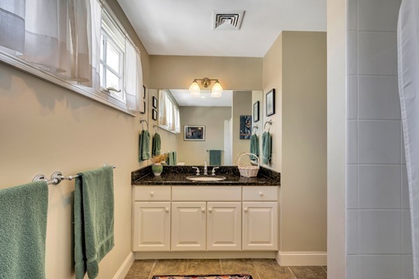 45 Salisbury Road, Unit 1 Newton, MA 02458 - Photo 21 of 25 Gallery Image 21