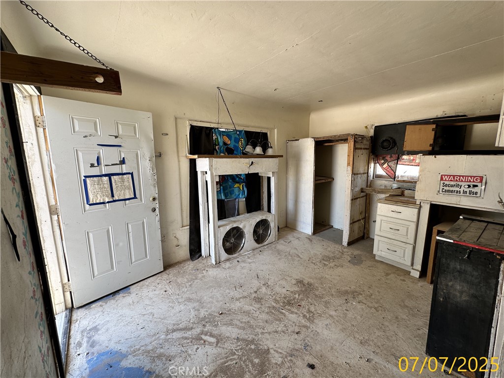 46123 Fairview Road Newberry Springs, CA 92365 - Photo 9 of 15