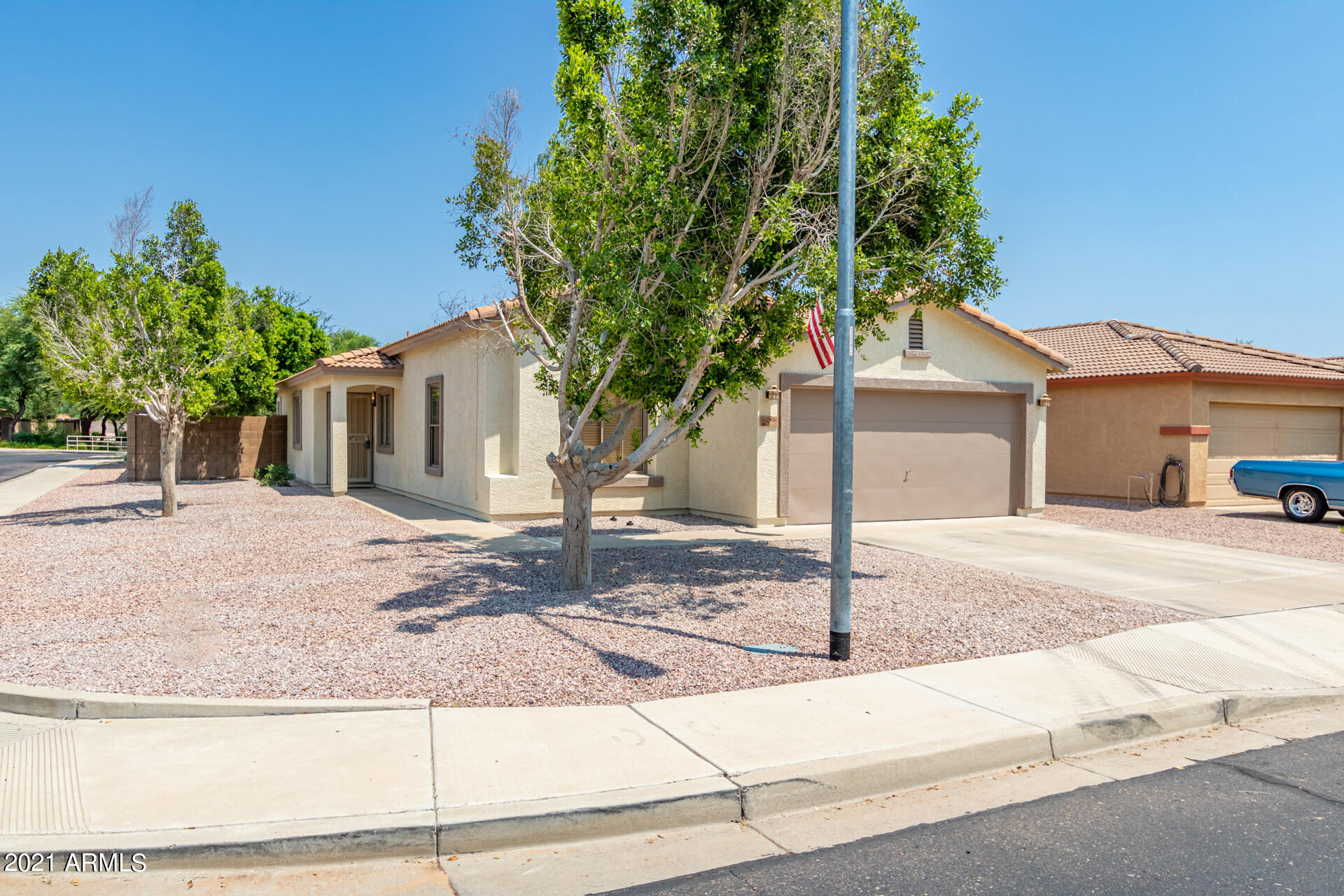 16098 West Calavar Road Surprise, AZ 85379 - Photo 3 of 30 3 - Calavar