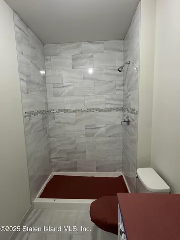 $1,489,888 | 556 Drumgoole Road East | Greenridge