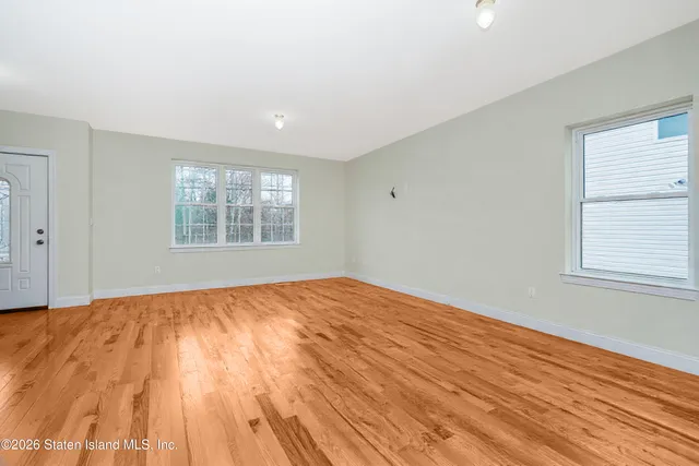 $1,489,888 | 556 Drumgoole Road East | Greenridge