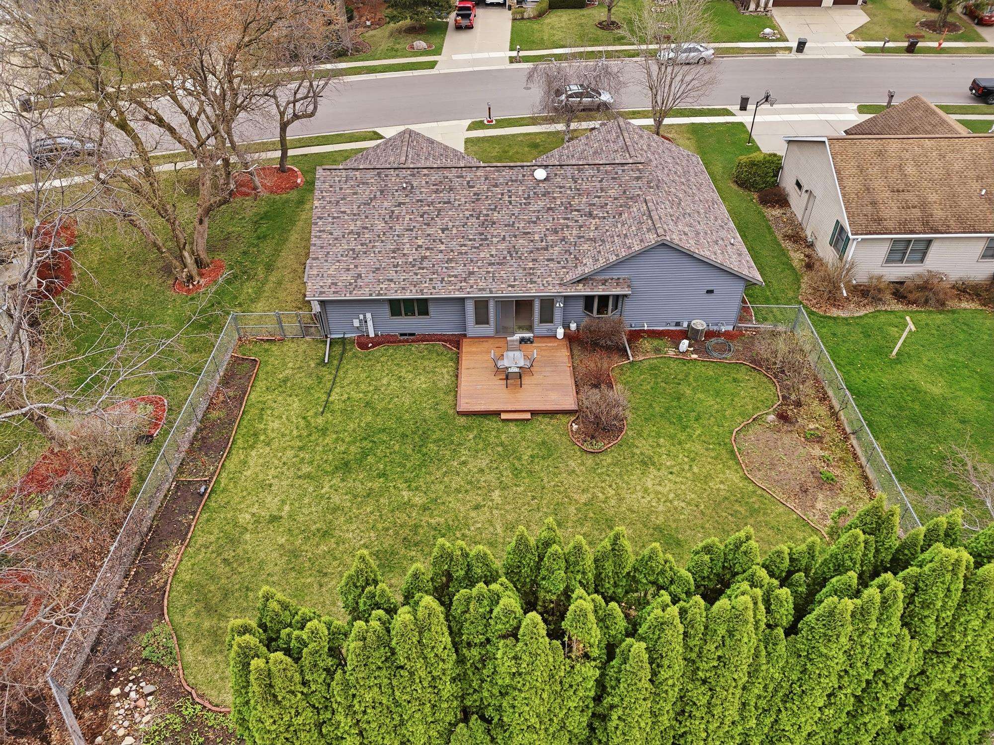 830 Devonshire Road Stoughton, WI 53589 - Photo 23 of 30