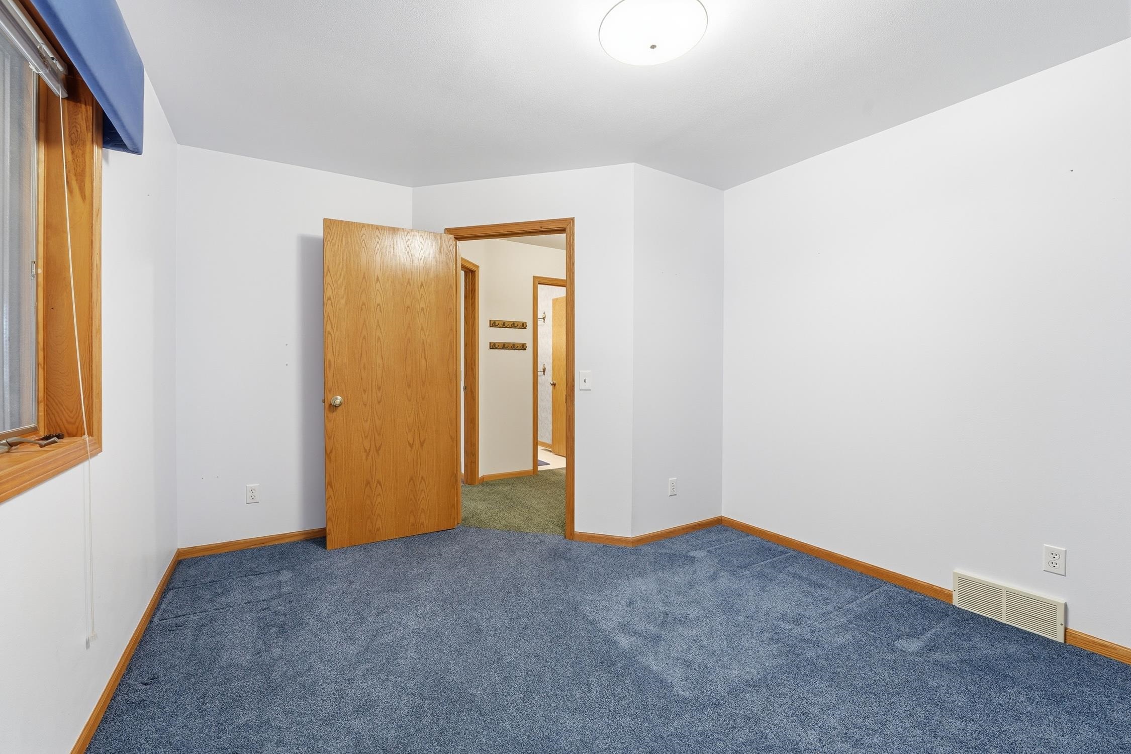 830 Devonshire Road Stoughton, WI 53589 - Photo 10 of 30