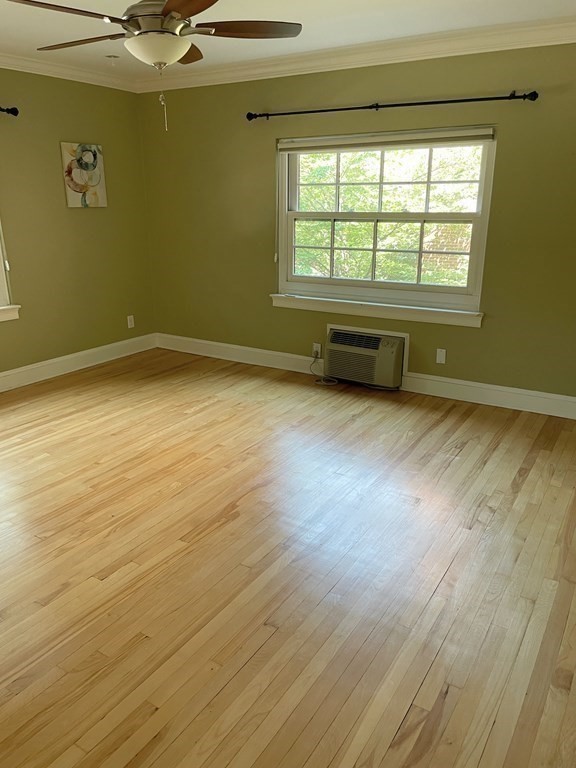 652 Washington Street, Unit 3 Brookline, MA 02446 - Photo 7 of 9