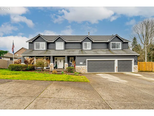 $925,000 | 13405 Northwest 48th Avenue, Vancouver, WA 98685