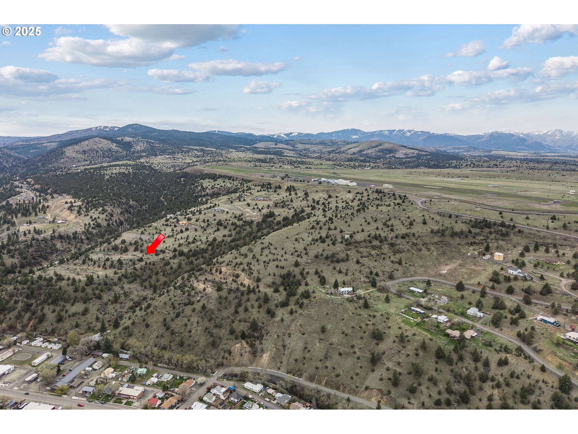 Blue Gulch Road John Day, OR 97845 - Photo 4 of 44 a view of outdoor space and mountain view