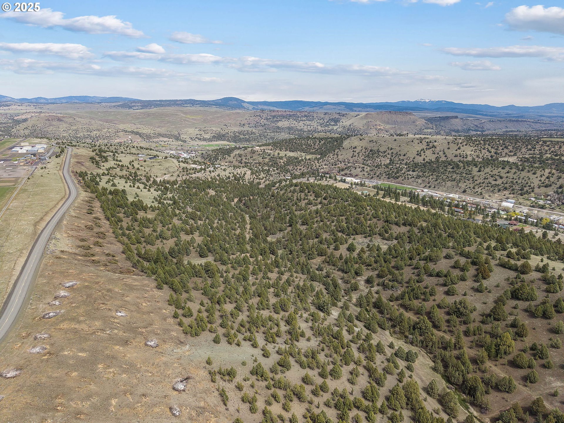 Blue Gulch Road John Day, OR 97845 - Photo 41 of 44 a view of a city with ocean view