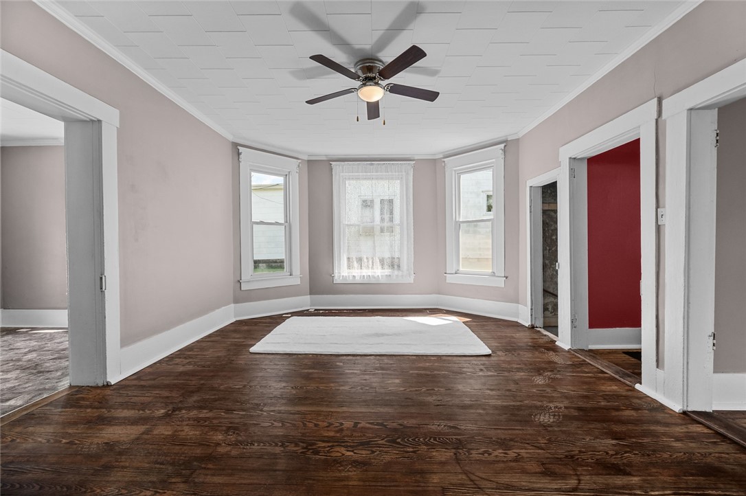 702 North Main Street Paris, IL 61944 - Photo 11 of 37