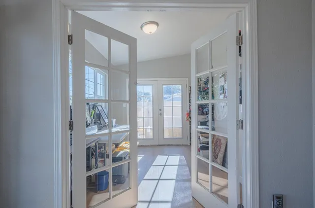 a room with window and ample daylight