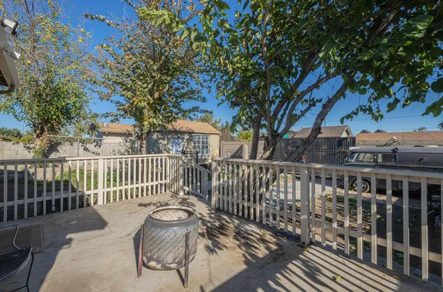 a view of a bench in the balcony