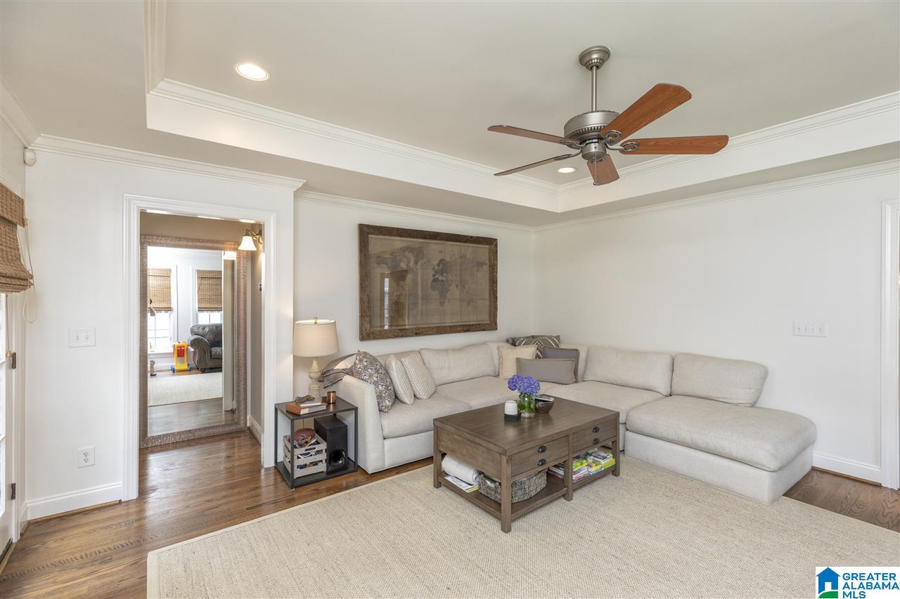 2004 Southwood Road Vestavia Hills, AL 35216 - Photo 10 of 24