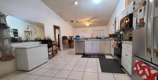 $2,900 | 3004 Suntan Court Southeast, Palm Bay, FL 32909