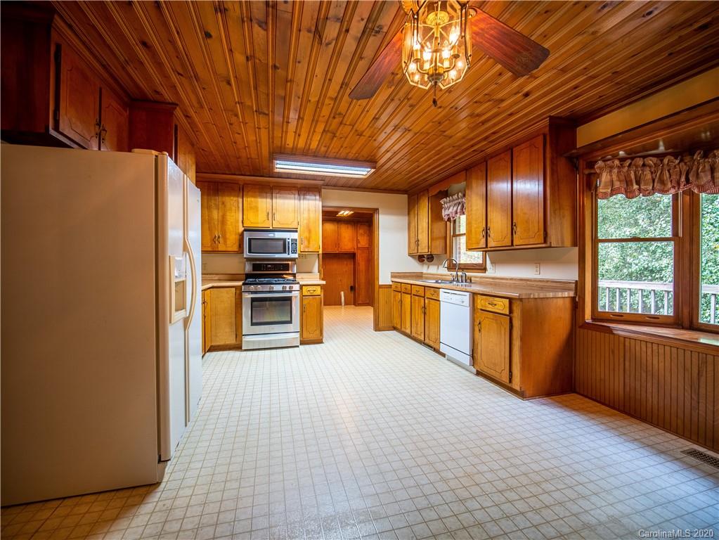 1074 Flamingo Road Lancaster, SC 29720 - Photo 7 of 17