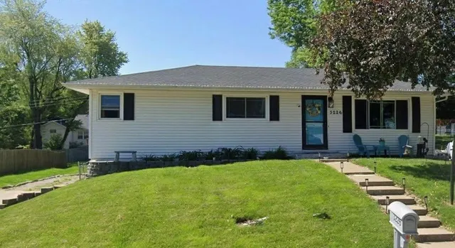 $249,900 | 3226 Jennifer Lane, Country Club, MO 64506