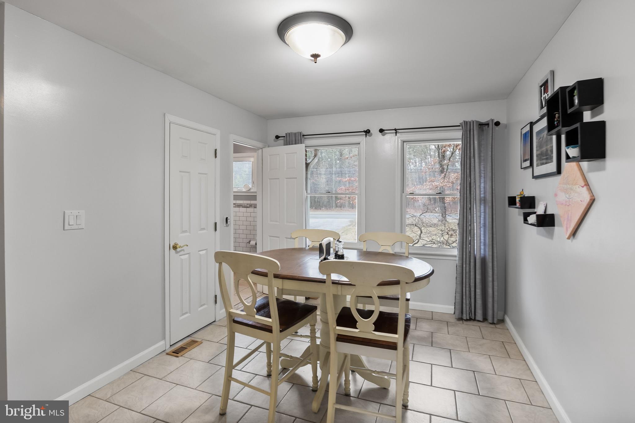 227 Tuckerton Road Medford, NJ 08055 - Photo 10 of 36 Breakfast Nook
