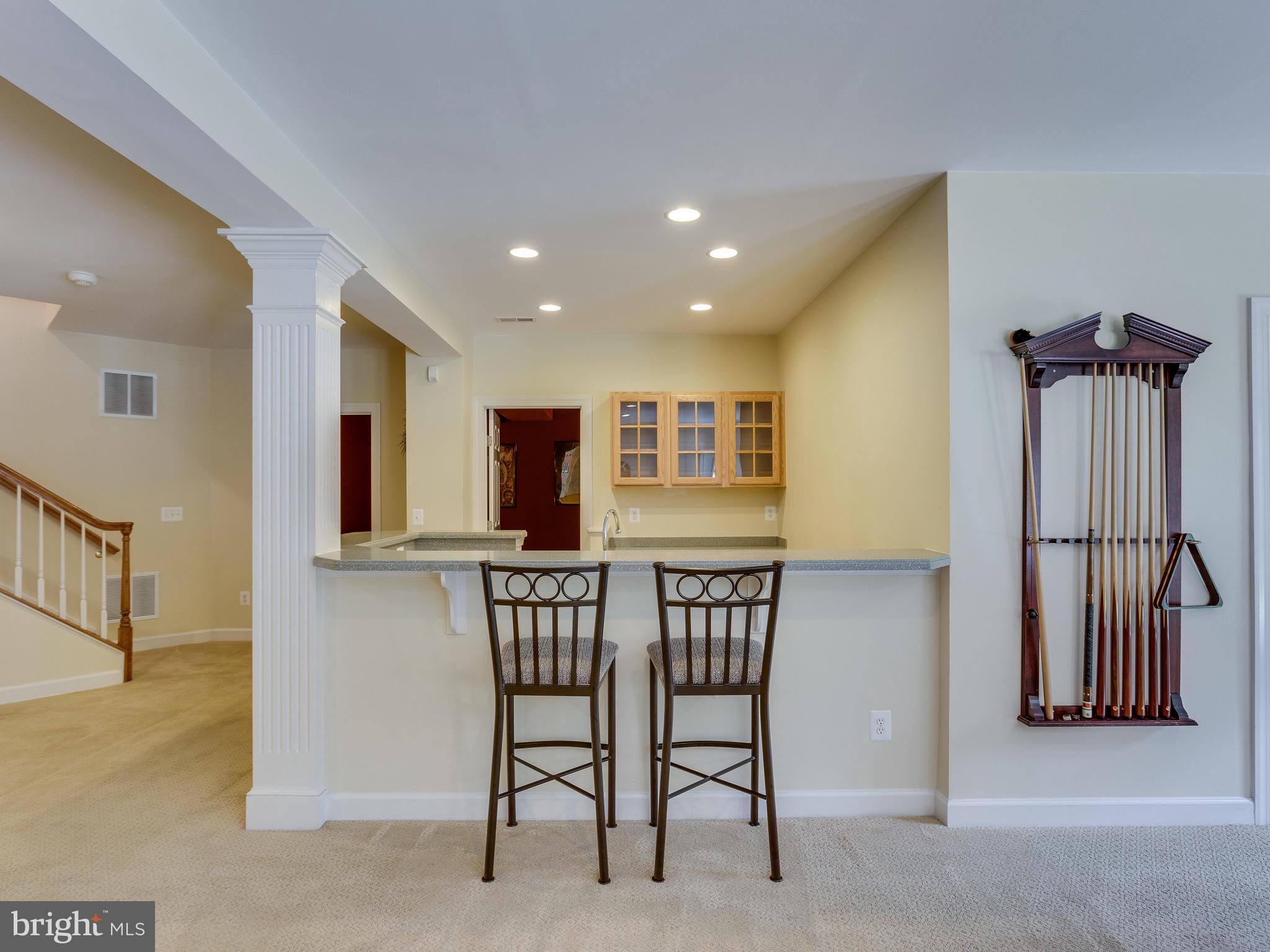 42294 Iron Bit Place Chantilly, VA 20152 - Photo 38 of 55 Wet bar in Recreation Room