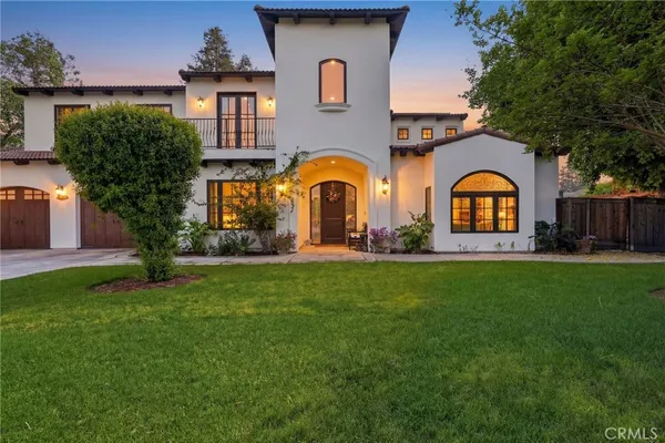 $1,399,999 | 3939 West Robinwood Court, Visalia, CA 93291