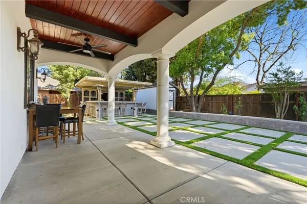 $1,399,999 | 3939 West Robinwood Court, Visalia, CA 93291