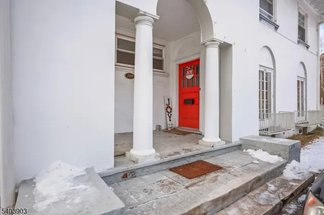 a view of an entryway