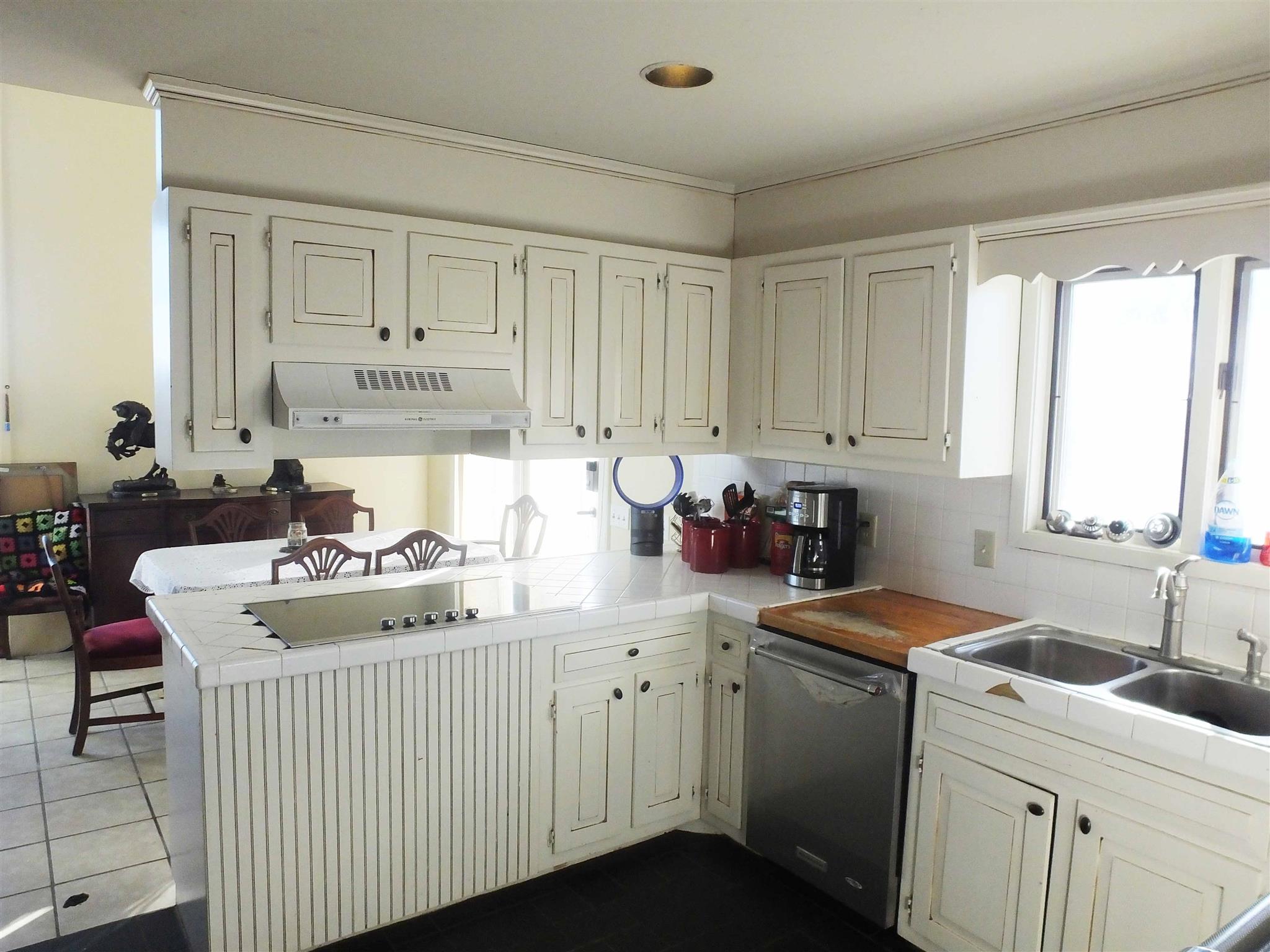 9575 Goose Branch Road Bon Aqua, TN 37025 - Photo 9 of 28 Kitchen. Appliances are less than one year old.