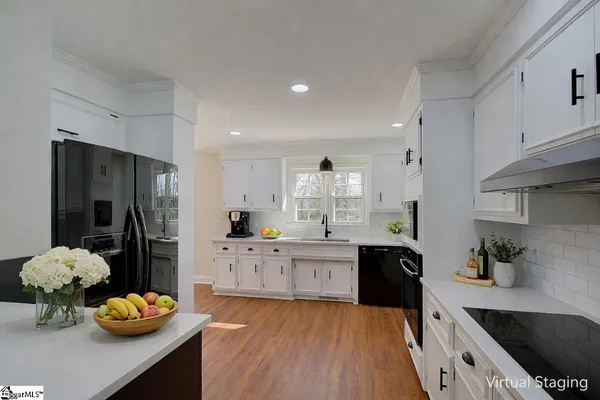 $659,900 | 206 Stone Ridge Road, Greer, SC 29650
