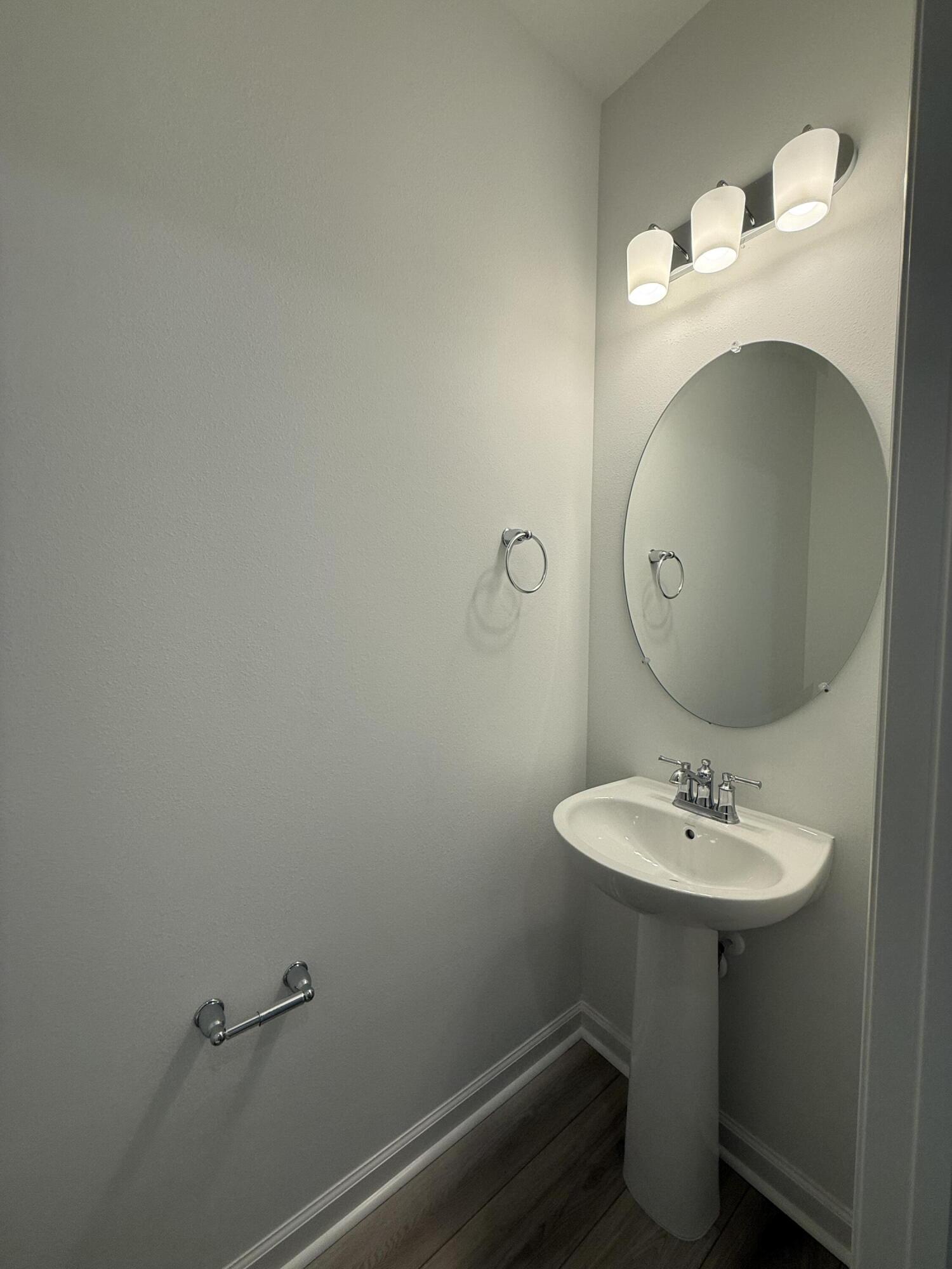 275 Southwest Sally Way Stuart, FL 34994 - Photo 5 of 19 IMG_0177