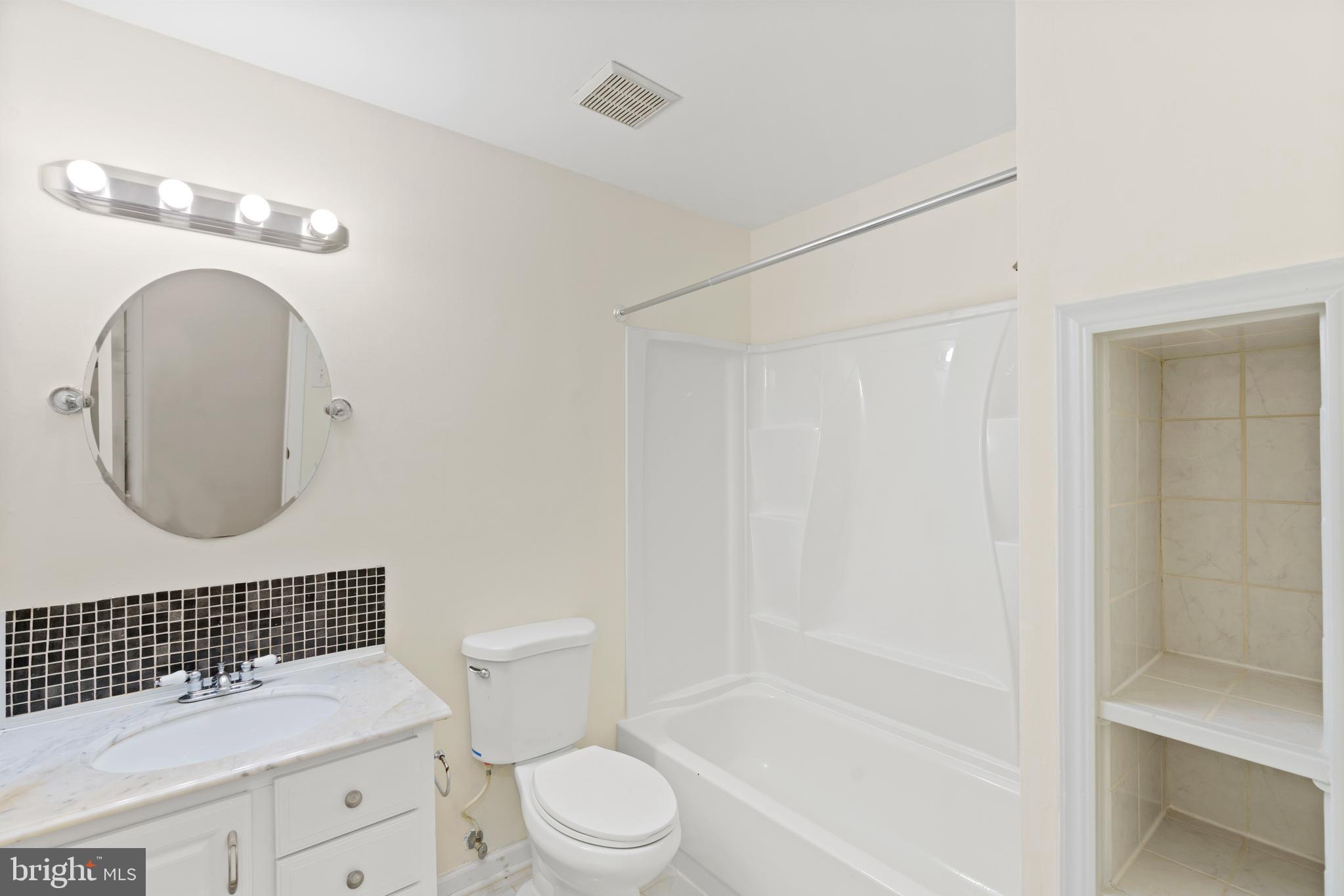 302 Lillard Road Sterling, VA 20164 - Photo 13 of 20