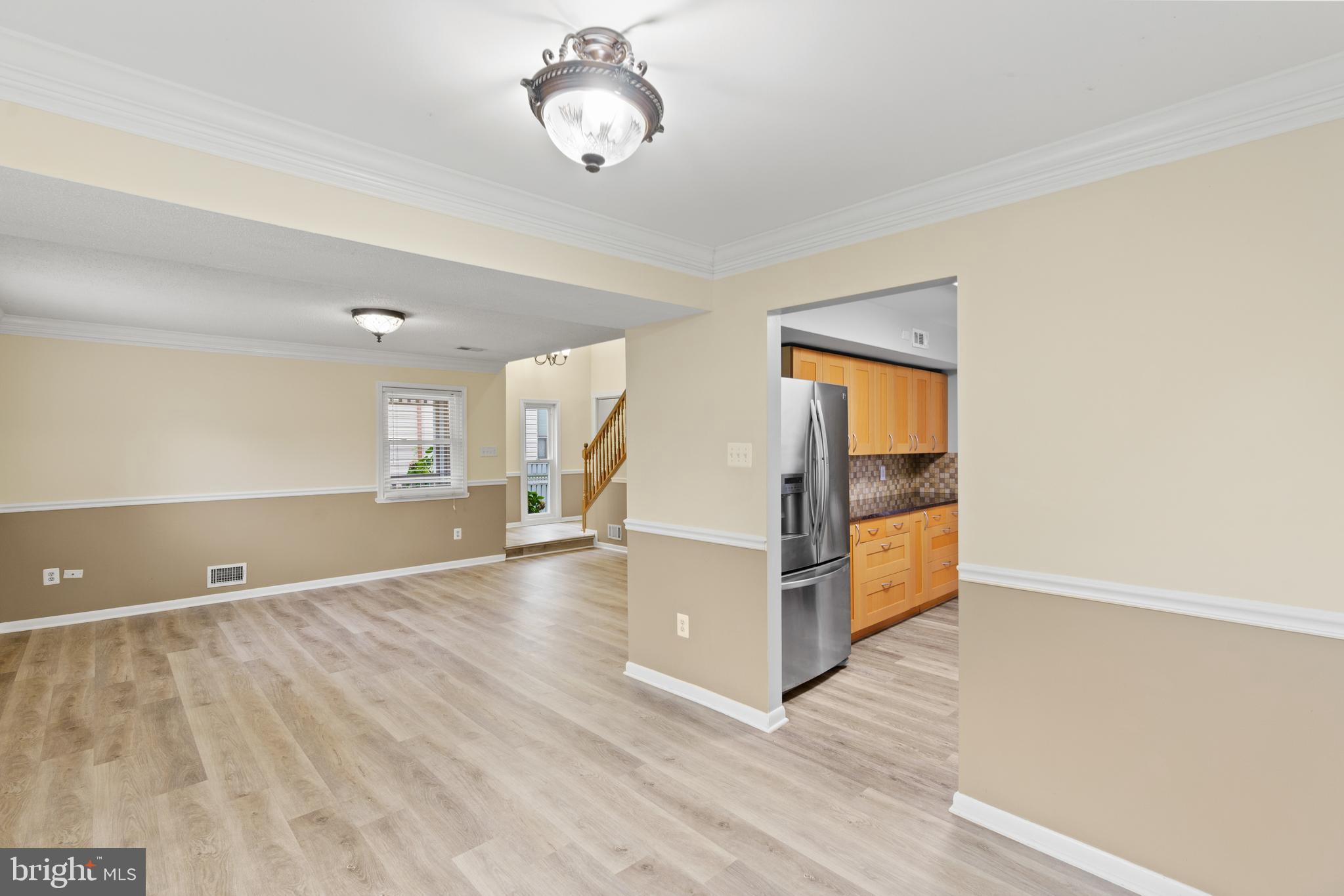 302 Lillard Road Sterling, VA 20164 - Photo 4 of 20