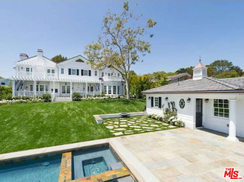 15976 Alcima Avenue, Pacific Palisades, CA 90272 Compass