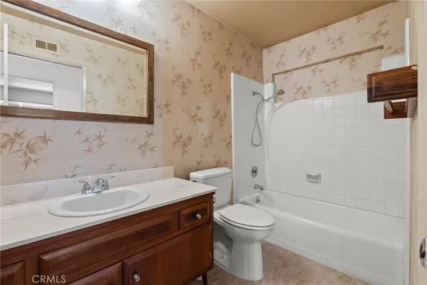$948,000 | 620 Janetwood Drive, Oxnard, CA 93030