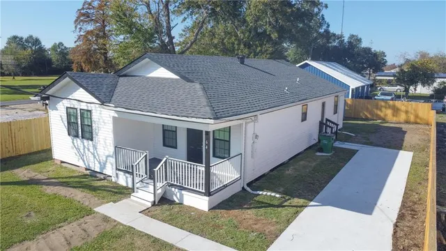 $215,000 | 644 West 5th Street, Laplace, LA 70068