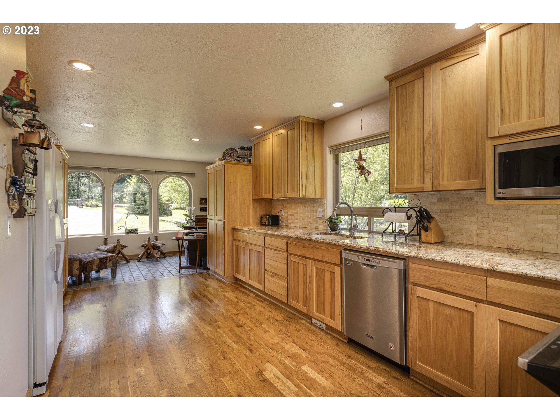 754 Hamer Road Siletz, OR 97380 - Photo 12 of 48 Gallery Image 12