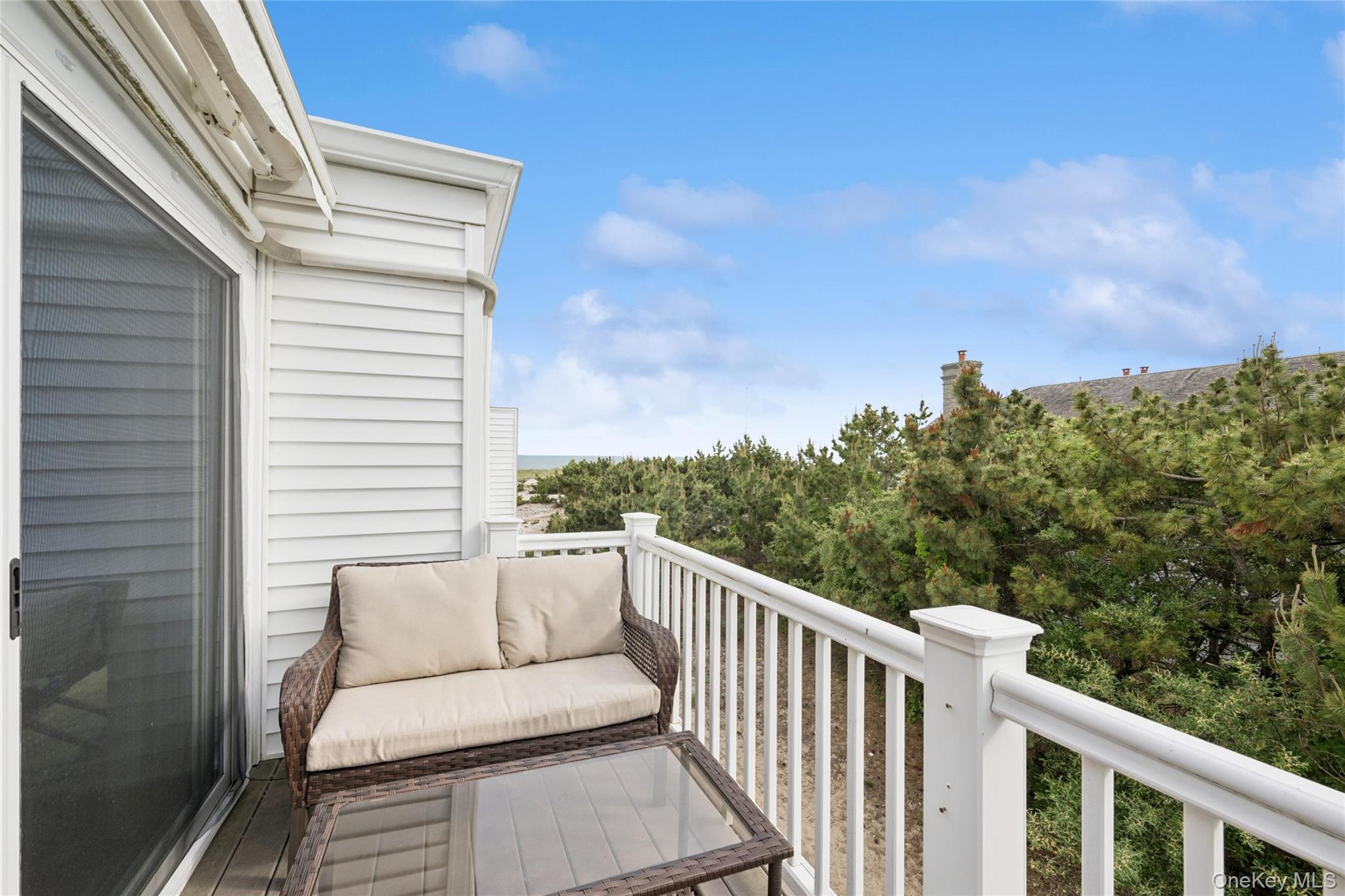 281 Dune Road, Unit 17B Westhampton Beach, NY 11978 - Photo 11 of 25