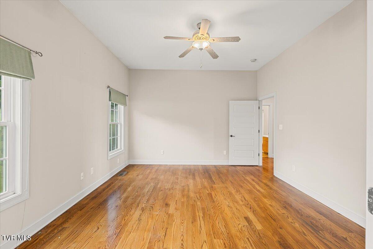 32582 Spring Crest Drive Glade Spring, VA 24340 - Photo 20 of 47 Primary Bedroom