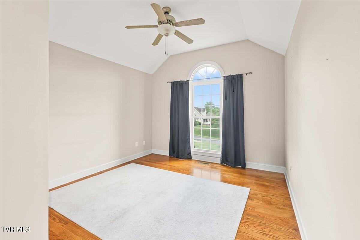32582 Spring Crest Drive Glade Spring, VA 24340 - Photo 5 of 47 Bedroom1