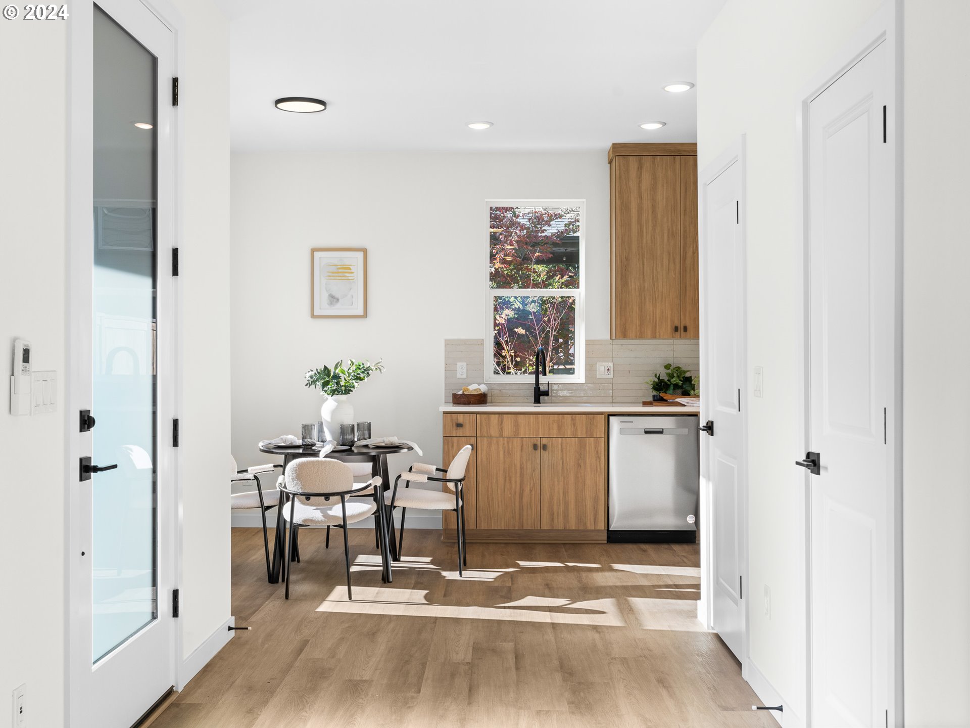 2519 Northeast Killingsworth Street, Unit 1 Portland, OR 97211 - Photo 4 of 16