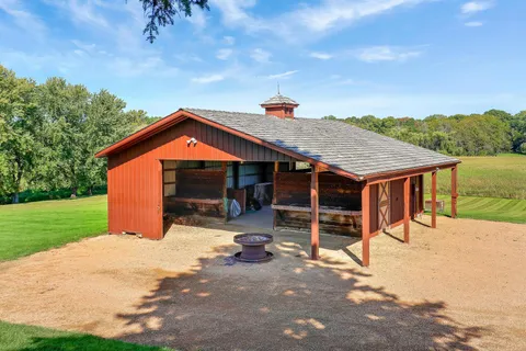 $2,495,000 | 505 South Willow Drive, Orono, MN 55356