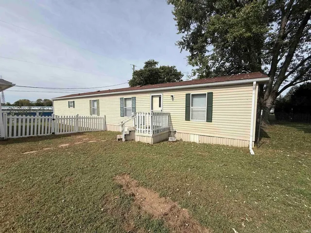 $84,500 | 3015 Benjamin Lane, Vincennes, IN 47591