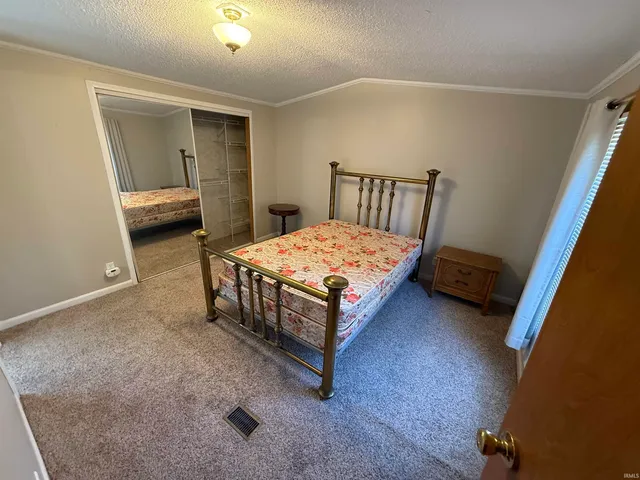 $84,500 | 3015 Benjamin Lane, Vincennes, IN 47591