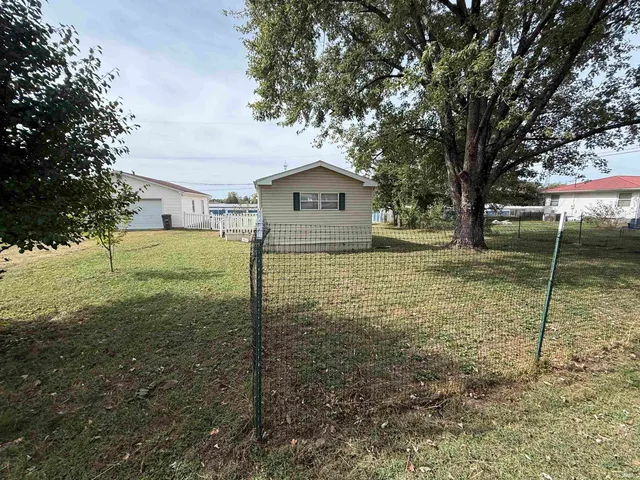 $84,500 | 3015 Benjamin Lane, Vincennes, IN 47591