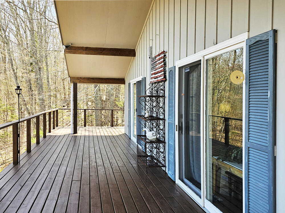 190 Heath Road Bremen, ME 04551 - Photo 19 of 57 Large Waterside Deck with Roof