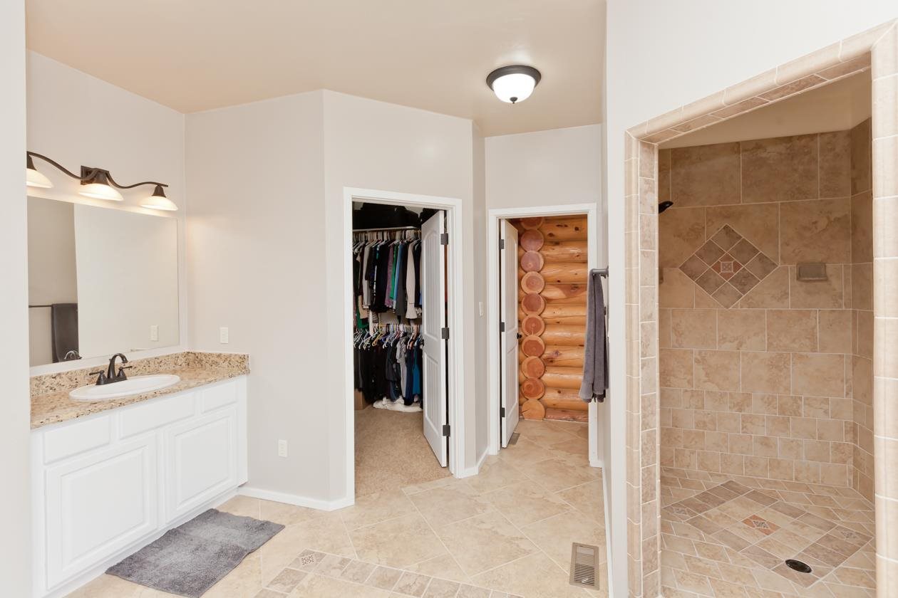 1005 20 Road Fruita, CO 81521 - Photo 25 of 41